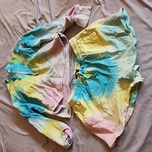 Carbon 38 tie dye shorts and cropped hoodies